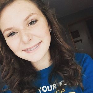 Meet your Posher, Laney